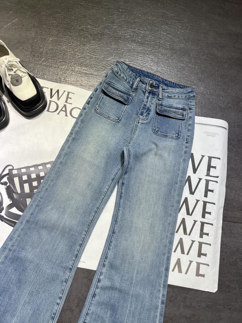 Chanel Jeans